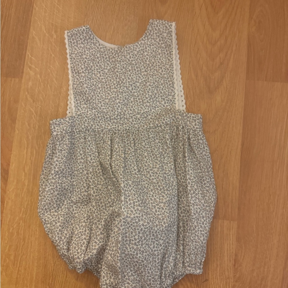 bella bliss Blue and White Floral Bodysuit, bubble romper